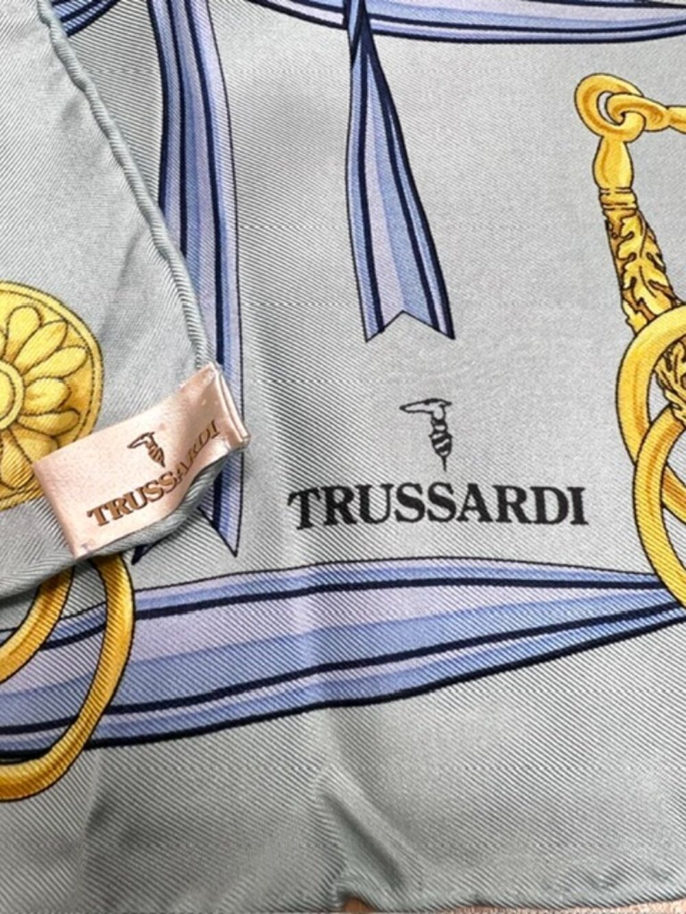 (2) Never Won TRUSSARDI Scarf Silk 20-22.5" Blue White Gold Chain ( 65) - Picture 12 of 14